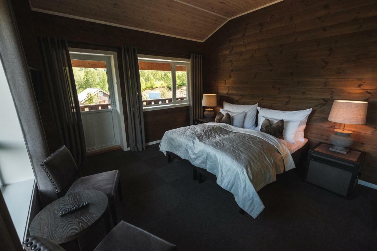 Blatind Boutique Hotel Stordal Exterior foto